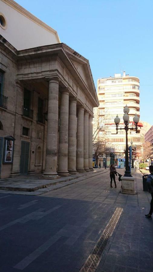 La Explanada Alicante Exterior foto